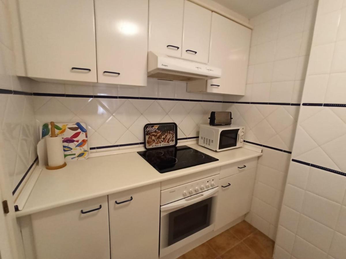 Apartamento 1 dormitorio en primera línea de playa Isla Canela Exterior foto